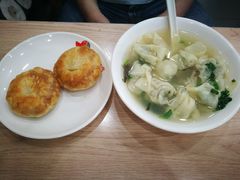 -隆盛园火勺馄饨面(省医院店)