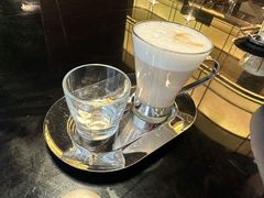 拿铁-上海虹桥宾馆·SLIDER(郁锦香店)