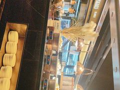 -钱小奴海鲜自助黑金店(杭州滨江龙湖店)