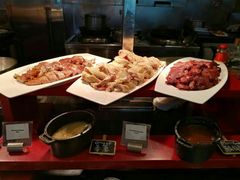 -圣丰索菲特·2 On 988 Café 自助餐厅