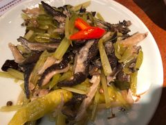 -黑鸡小馆(金源店)