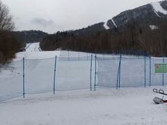 -亚布力新体委滑雪场