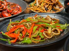 -巴厘龙虾·榜首油焖大虾(音乐学院·沿江酒馆店)