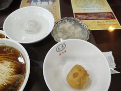 玉兰饼-毛华美食(清扬路店)