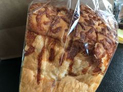 三色芝士米方包-PAPER STONE BAKERY(天环店)