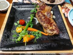 -米德维奇俄式西餐厅(西六道街店)