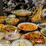 来新街口一定要吃的就是这家冯三孃跷脚牛肉，真没想到