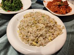 胡麻油鸡蛋炒饭-红柳枝滩羊烧烤·非遗