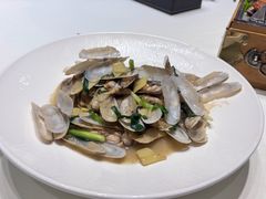 -梅花香里大酒店(郁金香路店)