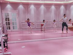 -芭芭拉舞蹈·星星演说家(珠江新城校区)