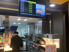 -麦当劳(世界城广场店)