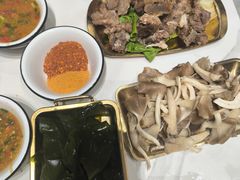 -刘少华贵州小黄牛·鲜牛肉火锅(总店)