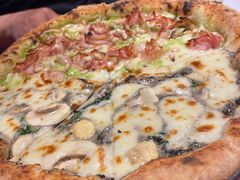 双拼披萨-Primo·丽莫意大利窑烤披萨