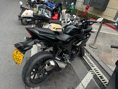 -观音桥步行街
