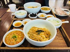 -蟹上黄·蟹黄面·江南糖水(人民广场店)