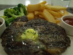 肉眼牛排-WOLFGANG PUCK KITCHEN & BAR(迪士尼小镇店)