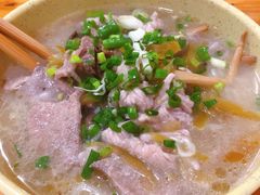 -老字号巴山酸菜米线(巴渝佳梦小区店)