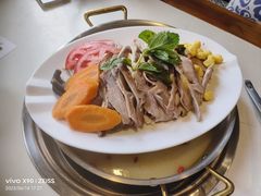 -菌山里·野生菌猪肚包鸡(阳光花园店)