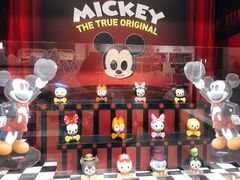 -泡泡玛特POPMART(蓝色港湾店)