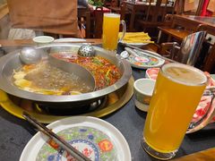 -沸炉重庆老火锅(军事博物馆店)