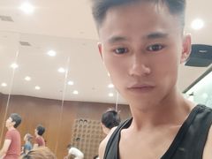 -美格菲健身中心(新都会店)