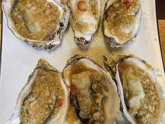 -臻鲜燕海鲜融合餐厅(金陵style店)