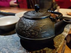 -老牌坊云南鱼豆花火锅(哈西万达店)