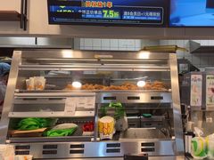 -德克士(场中路店)