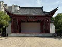 -绳金塔