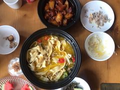 -隔壁老王·家常云南菜(花巷店)