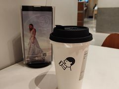 -喜茶(北京华贸购物中心店)