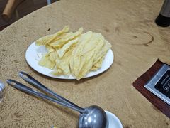 -濠轩阁特色生蚝火锅(水湾路店)
