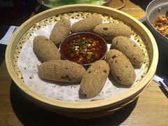 -吃饭皇帝大土家民族菜(正大广场店)