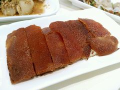 烤乳猪-新斗记·新派老粤菜(海上世界店)