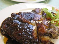 黑椒鸡腿扒-小白桦西餐厅