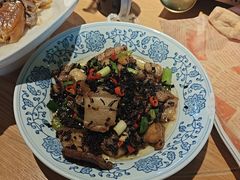 -头上红煨盐鸡·非遗院子餐厅