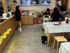 -老前童小吃(北明程路店)