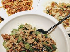 -爱碗亭·鲜炒湖南菜(壹城中心店)