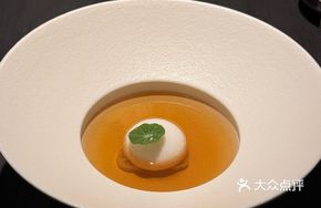 Bird's Nest Fish Balls