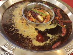 -山城年华老火锅(玉林店)