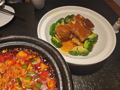 -万重锦·人文川菜馆(骡马市店)