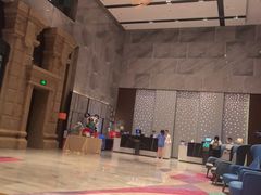 -珠海拱北口岸希尔顿欢朋酒店