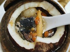 原只椰子虫草花煲老鸡-喜鹊茶点.啫煲(车陂店)