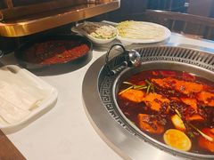 -晓宇重庆火锅(赛格国际购物中心店)