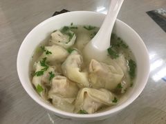 小馄饨-周震馄饨