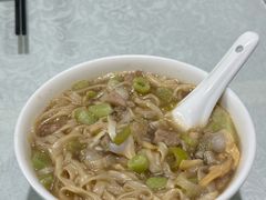 芸豆蚬子面-品味居·首店·大连鲜活海鲜大连菜(东港店)