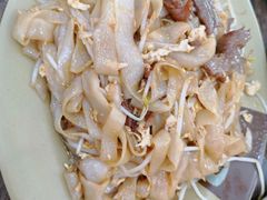 牛肉鸡蛋炒牛河-贞姨美食·老字号海鲜大排档