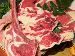 -铭牛烧肉·和牛海鲜自助(高新月牙湖店)