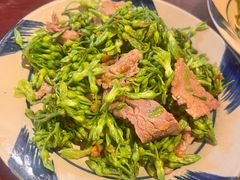-Cuc Gach Quan Restaurant