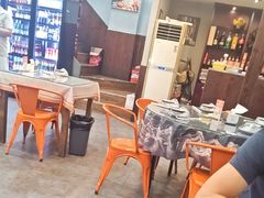 -老鄞江清水龙虾•赵赵家(江北店)